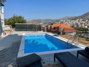 Villa M